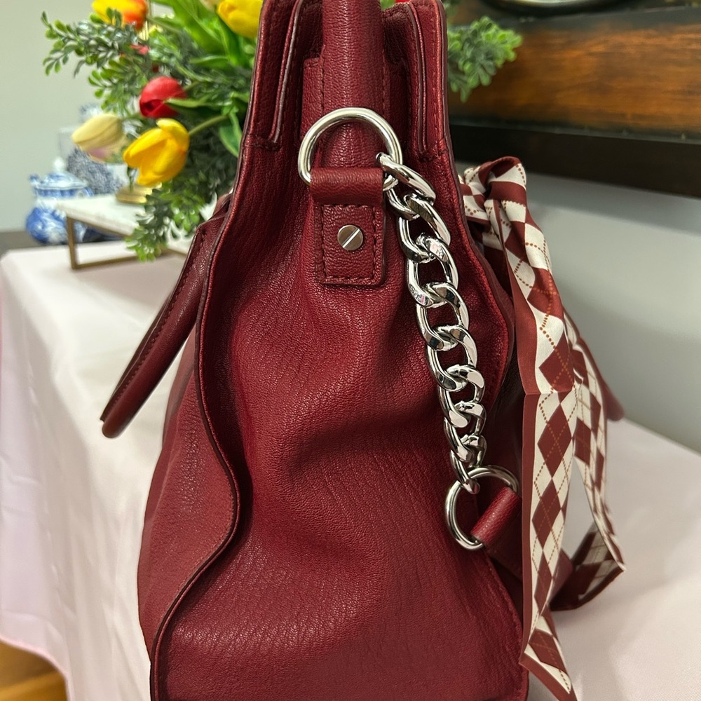 Michael Kors Burgundy Shoulder Bag With Silver Hardware and Lock And Key - Picture 2 of 10